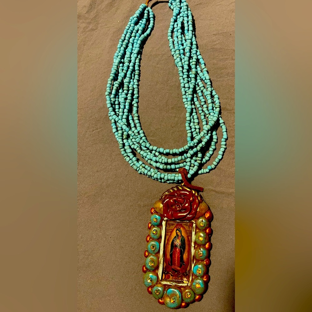 Same Spirit Shabby Chic Necklace